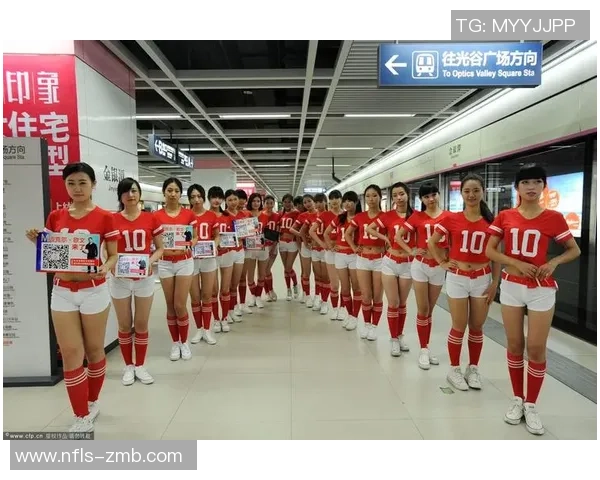 帅气足球球星化身女神领衔潮流风尚展现独特魅力与风采